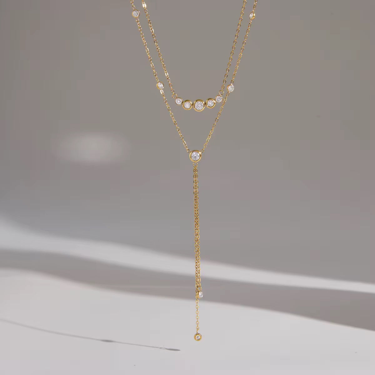 Necklace Lengths for Necklines That Flatter