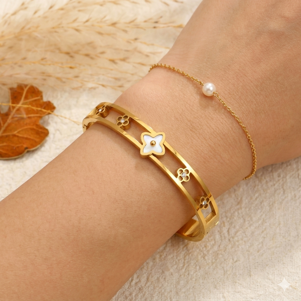 Clover Cut-Out Bangle – Elegant Clover Bracelet with Shell & Crystal Detail
