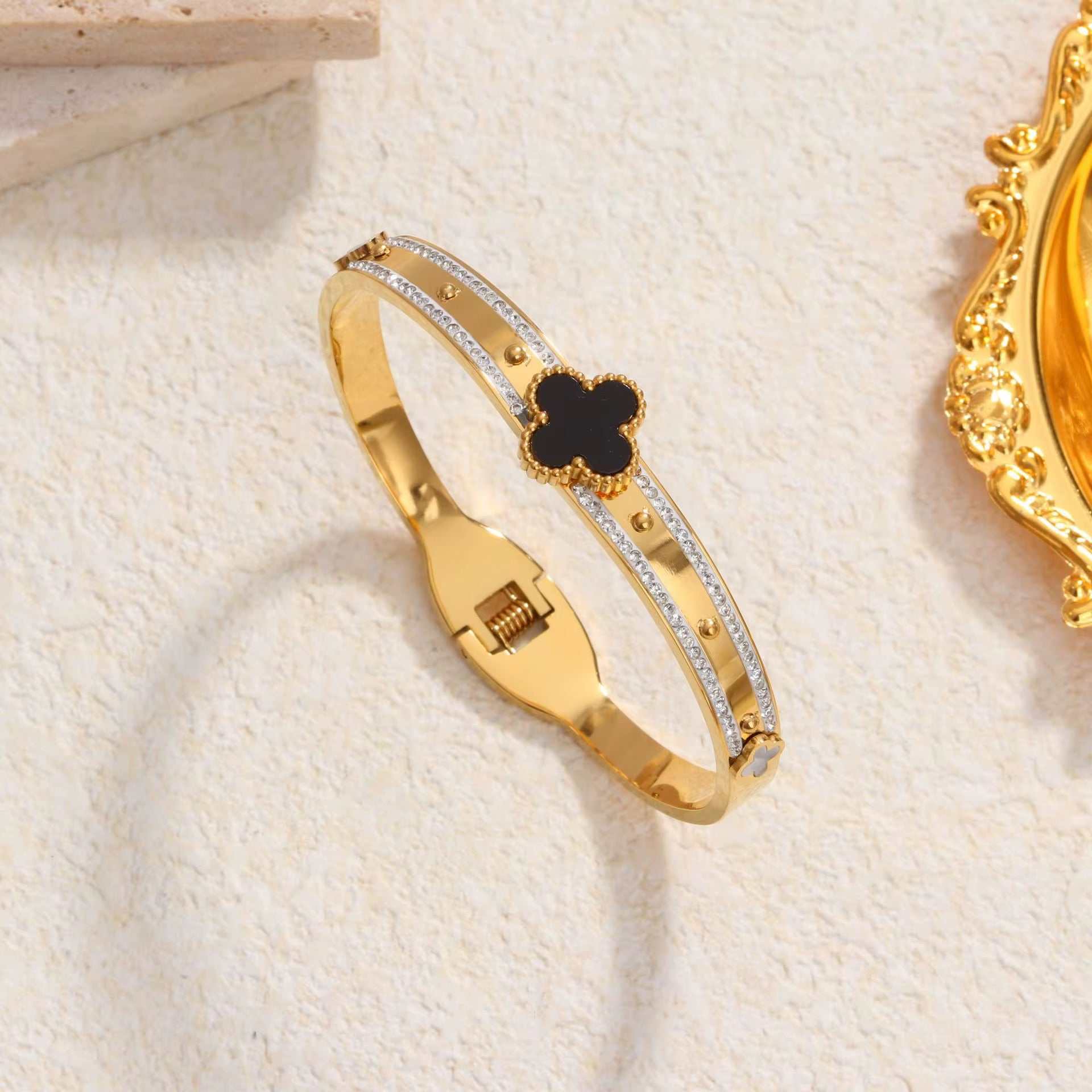 Four Leaf Clover Bangle