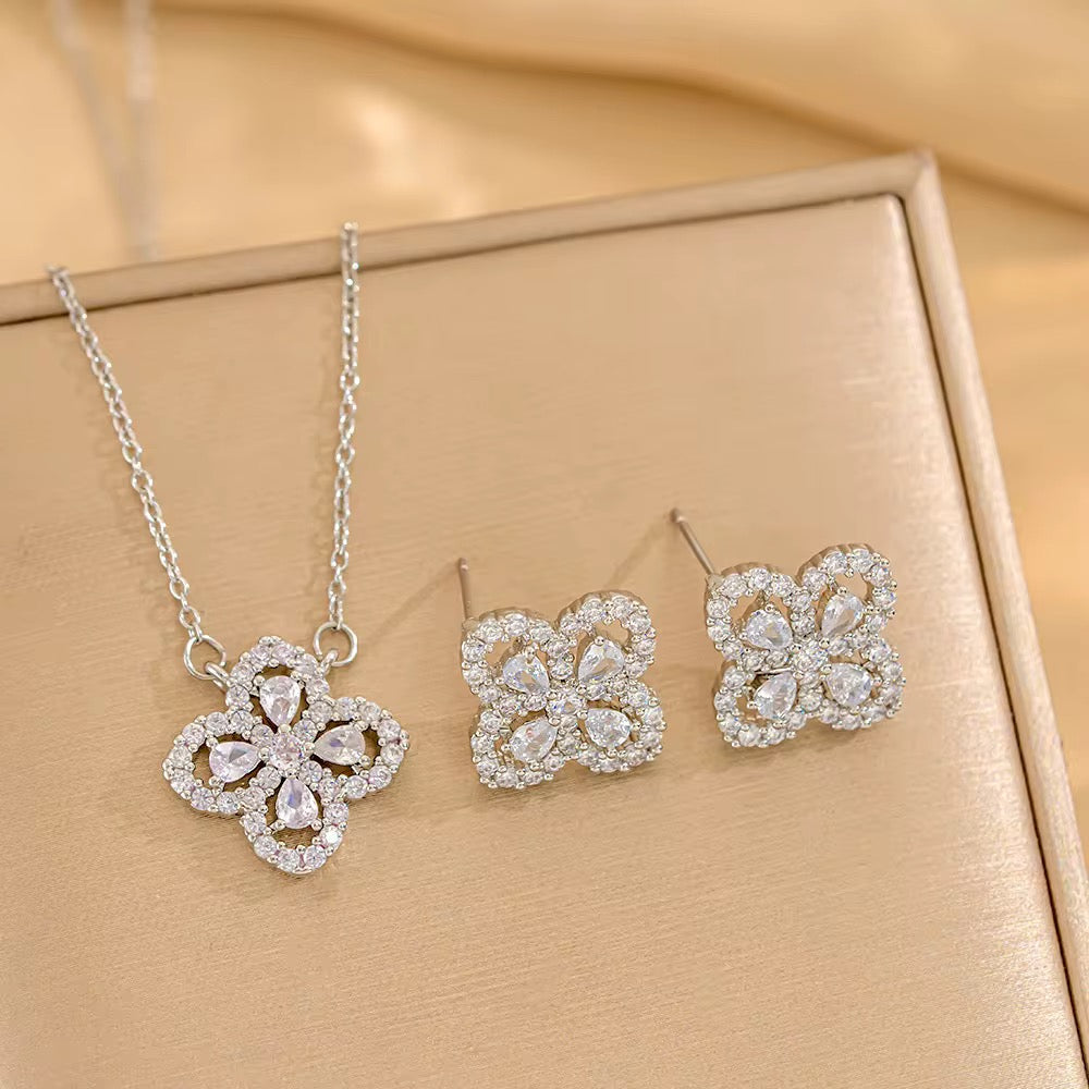 Classic Silver Floral Jewellery Set – Cubic Zirconia Necklace &amp; Earrings
