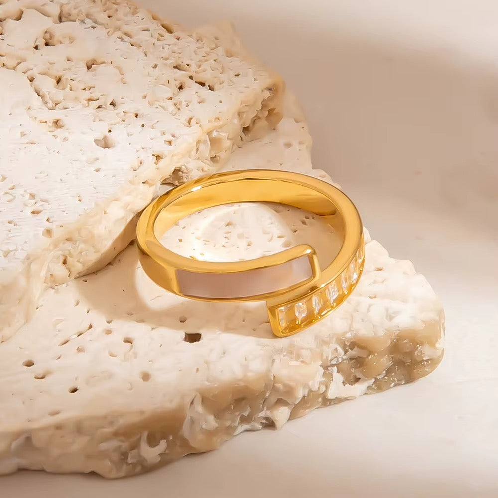 Elegant Gold-Plated Geometric Ring Set for Women