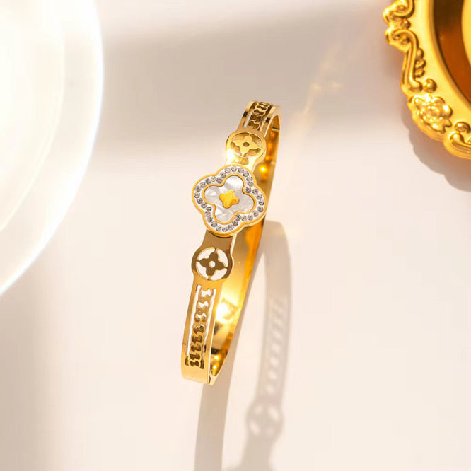 Charming Lady Stainless Steel Bangle