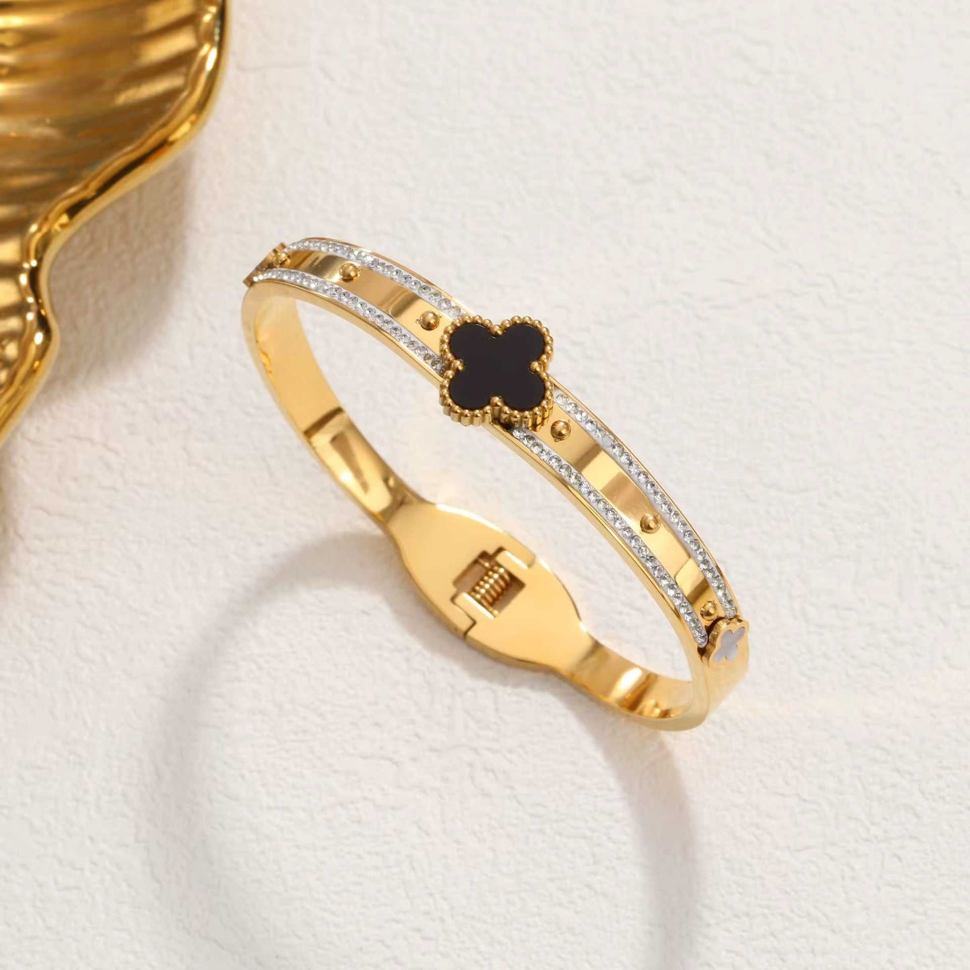 Four Leaf Clover Bangle