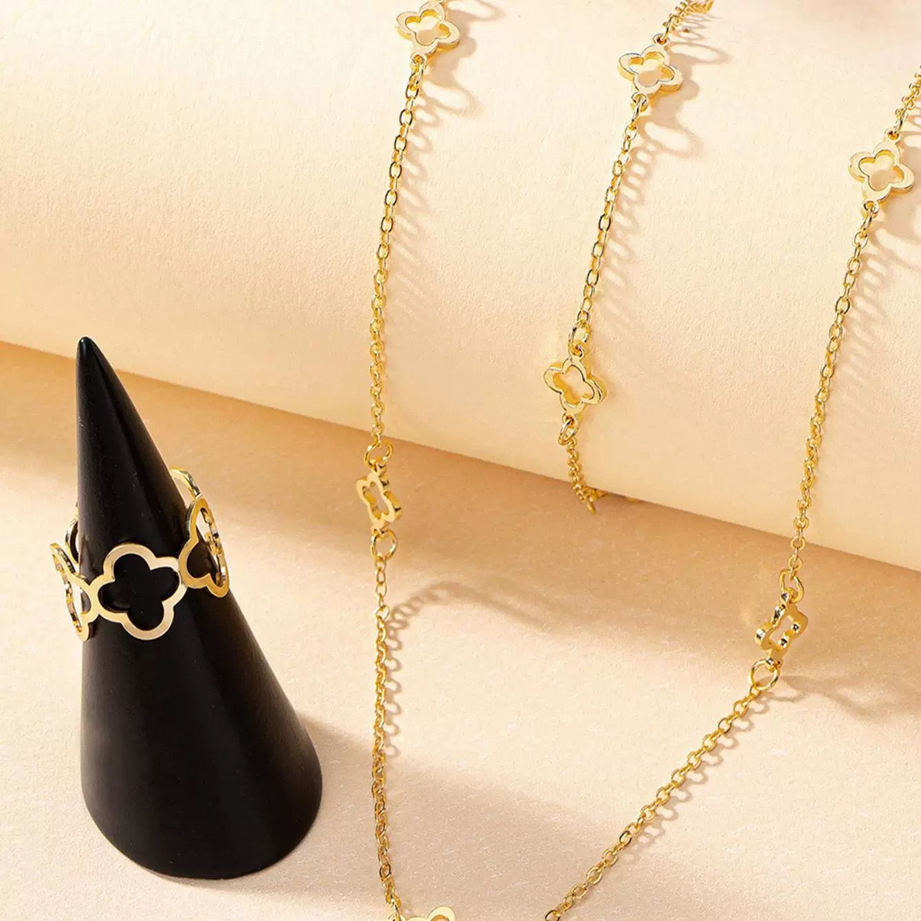 Minimalist Clover Motif Necklace, Bracelet & Ring Set