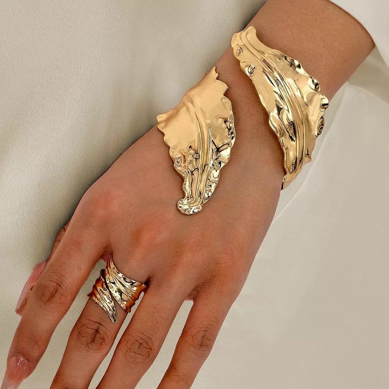 Abstract Wave Bracelet and Ring Set