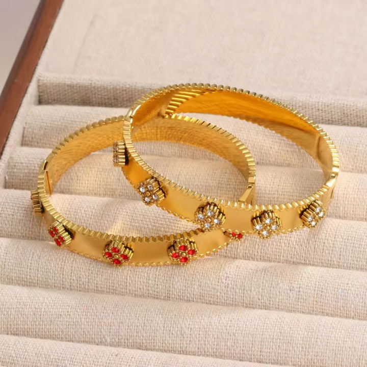 Ruby Crystal Alhambra Bangle – Luxury Gold Clover Bracelet for Women