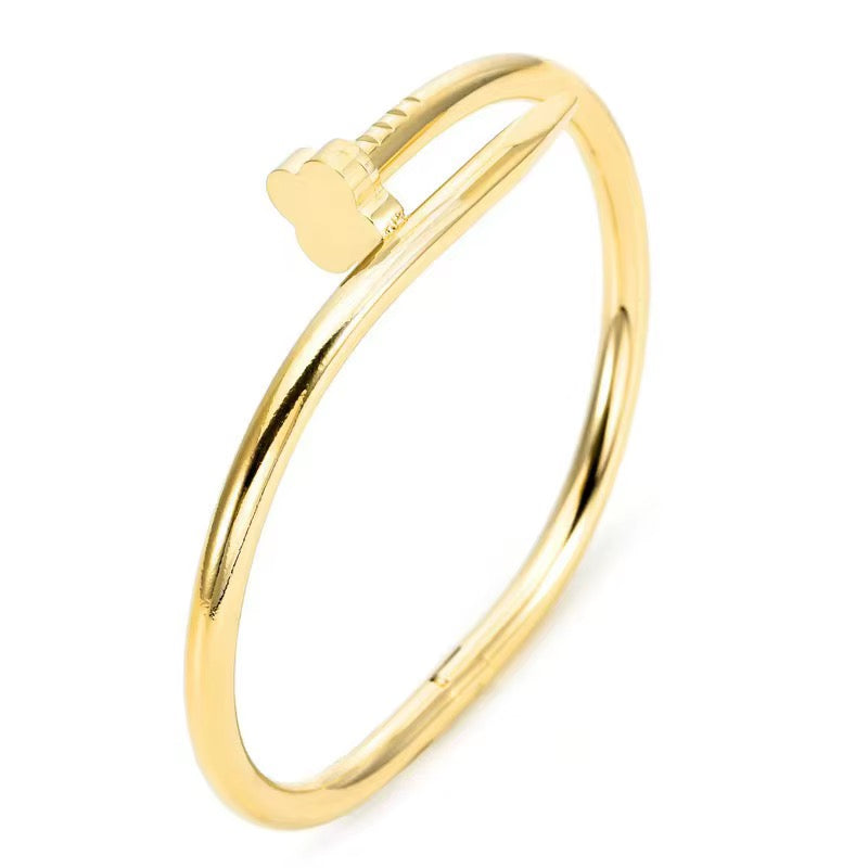 Golden Elegance – Crystal Embellished Nail Bangle Set